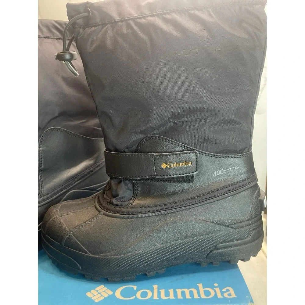 New Columbia Youth Size 4 Powerbug Forty